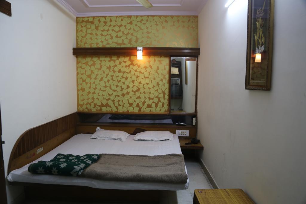 Yes Please Guest House New Delhi Ngoại thất bức ảnh