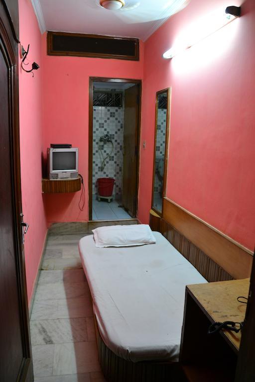 Yes Please Guest House New Delhi Phòng bức ảnh